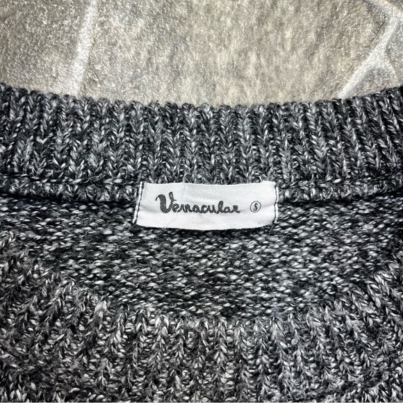 Vernacular Side Split High Low Hem Sweater - Picture 6 of 12